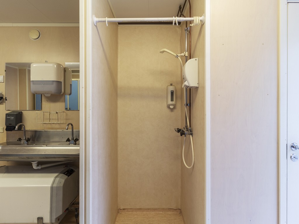 Beg. 8-mans personalbod med WC och dusch - Bild 6
