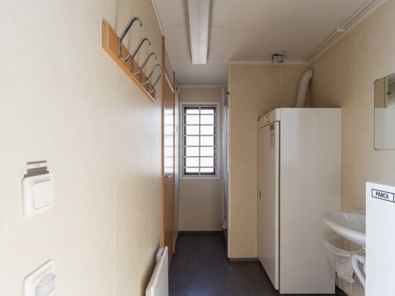 Beg. kontorsbod med WC och dusch - Bild 4