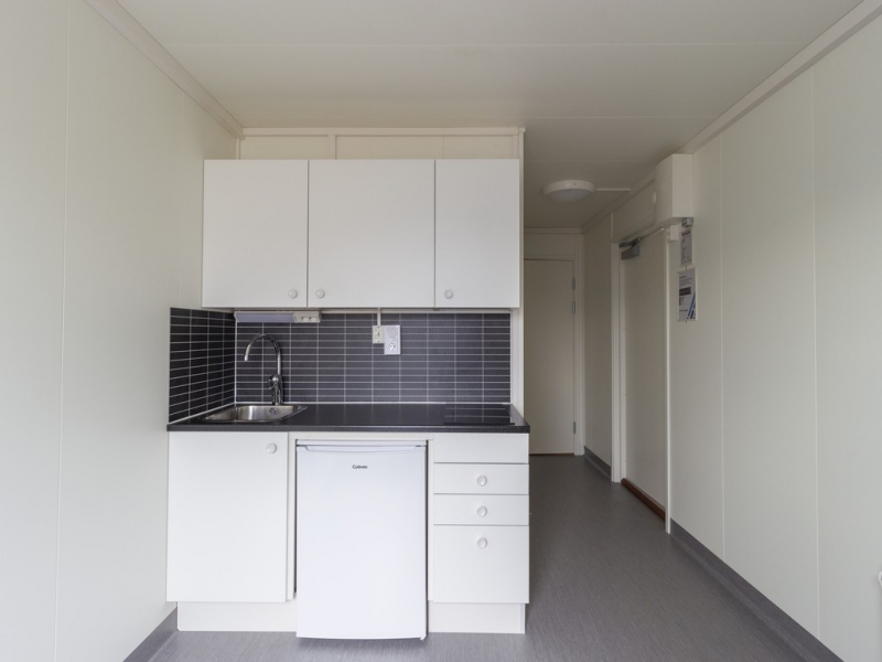 Nytillverkad bostadsbod med WC och kök - Bild 3