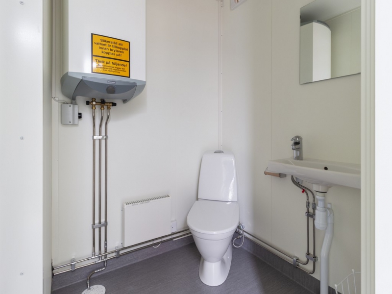 Nytillverkad bostadsbod med WC och kök - Bild 6