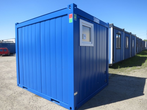 Containexmodul med tre toaletter