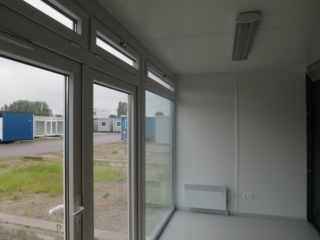 Nytillverkade stålmoduler med WC och pentry - Bild 5