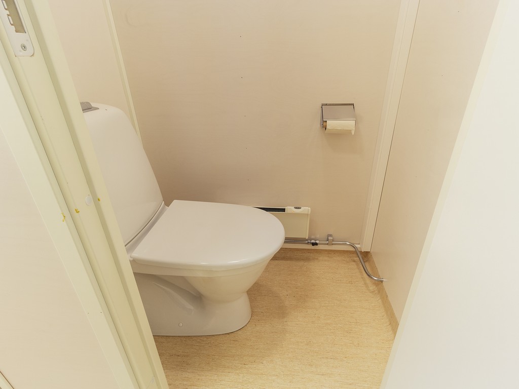 Beg. 6-mans personalbod med WC och dusch - Bild 7