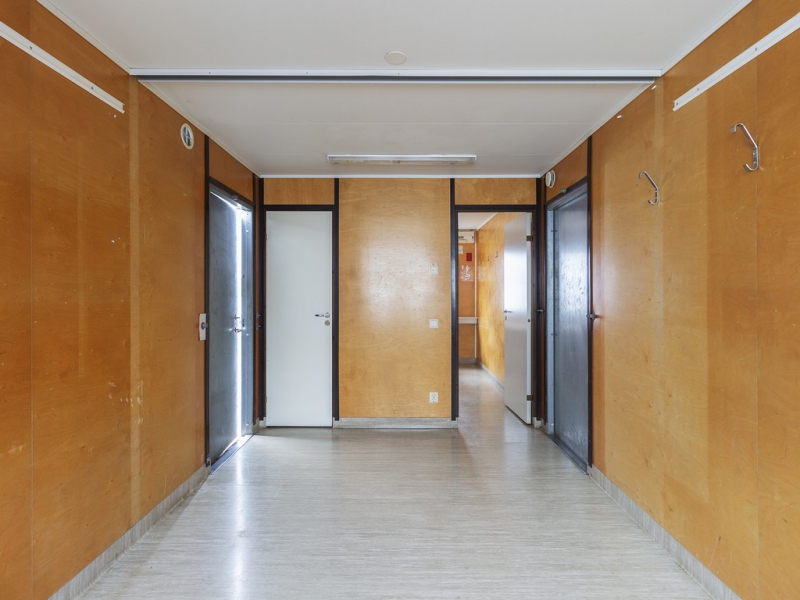 Beg. kontorsbod med WC och pentry - Bild 4