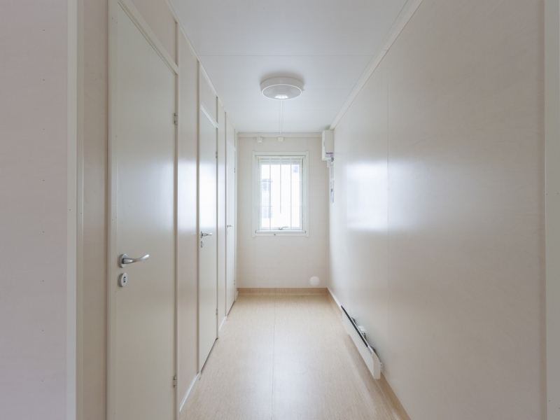 Nytillverkad entrébod med WC - Bild 6