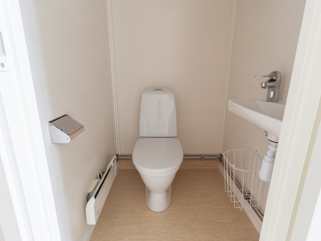 Nytillverkad entrébod med WC - Bild 7
